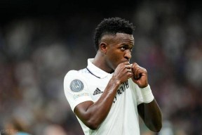 开云最新网址 -布莱顿内部会议纪要流出——今晚临场应变，西甲使命明确，赛程密集仍需轮换的简单介绍