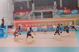 排球热身赛掀起高潮，渝州白虎队翻盘中原天狼队，战至最后一刻——精神属性拉满(喜报我校取得排球比赛佳绩信息报道)